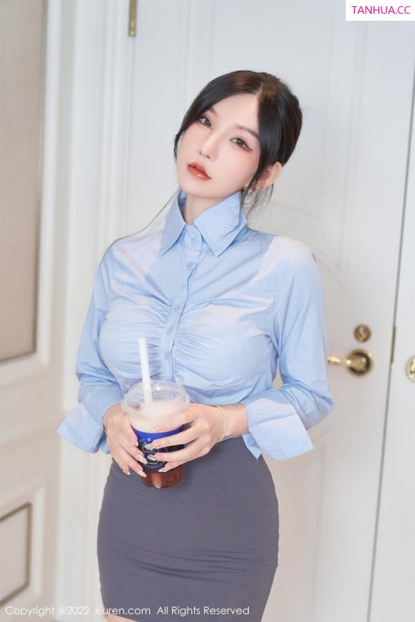 周于希dummy  [XiuRen]高清写真图 2022.11.04 No.5812 周于希Sally 短裙美臀第9张图片